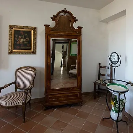 La Contessa Siffridina Bed & Breakfast Caserta Vecchia